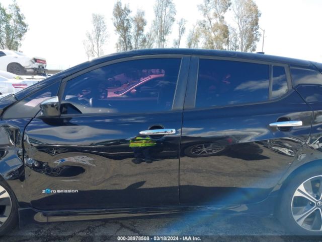 1N4AZ1CPXJC303835 Nissan LEAF SV
