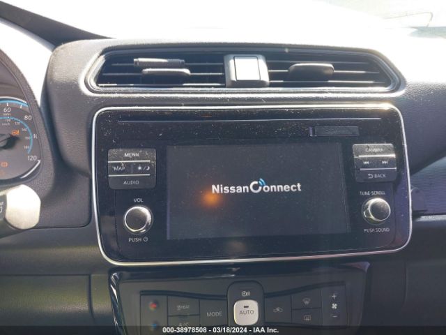 1N4AZ1CPXJC303835 Nissan LEAF SV
