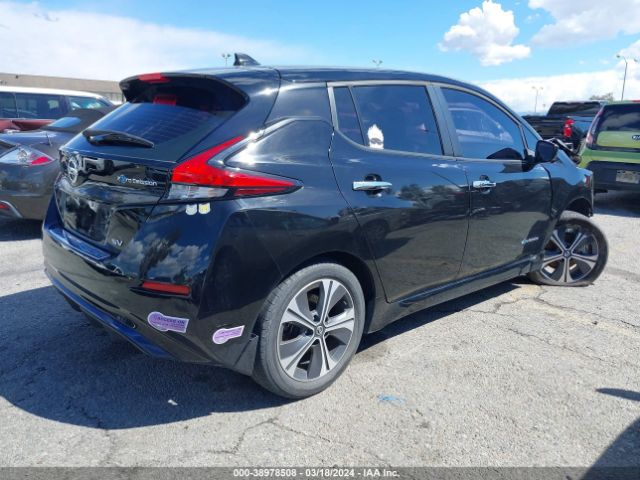 1N4AZ1CPXJC303835 Nissan LEAF SV