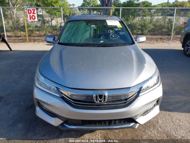 1HGCR3F92HA021112 Honda Accord Touring V6