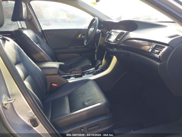 1HGCR3F92HA021112 Honda Accord Touring V6