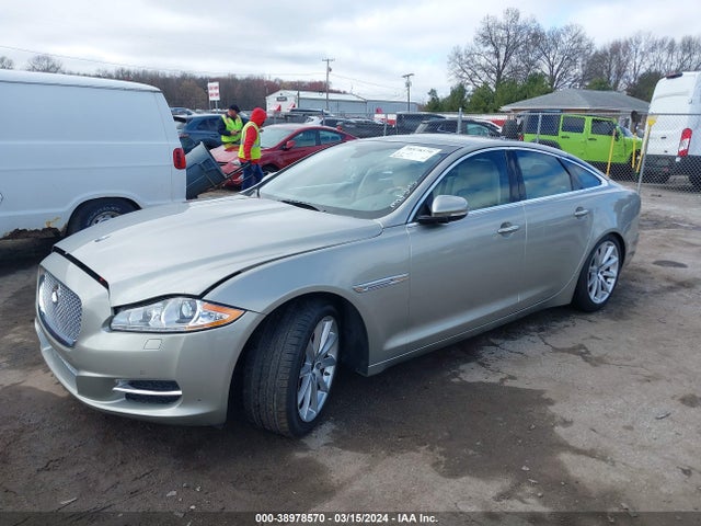 2013 JAGUAR XJ SAJWJ1CD7D8V48971 Photo 1