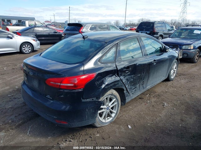 Ford FOCUS SE 2016 1FADP3F2XGL244163 Image 4