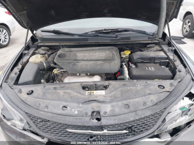 1C3CCCBB2GN132943 Chrysler 200 S