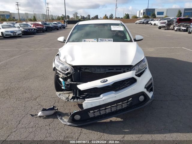 3KPF24AD2LE192580 KIA Forte Lxs