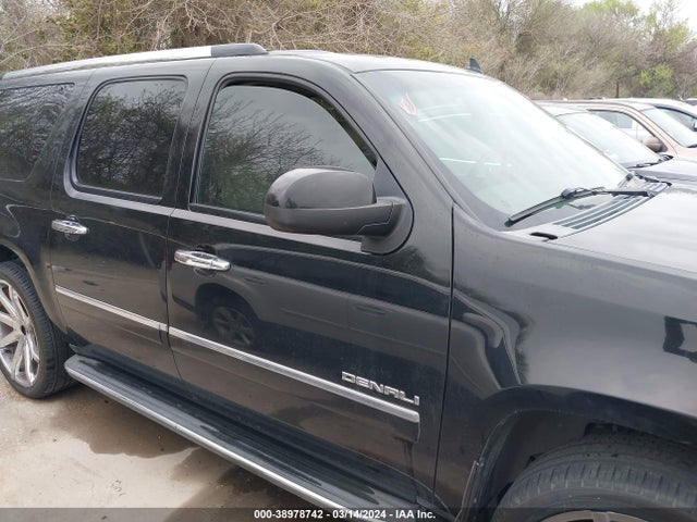 38978742 :رقم المزاد ، 1GKS2MEF8BR135401 vin ، 2011 Gmc Yukon Xl 1500 Denali مزاد بيع