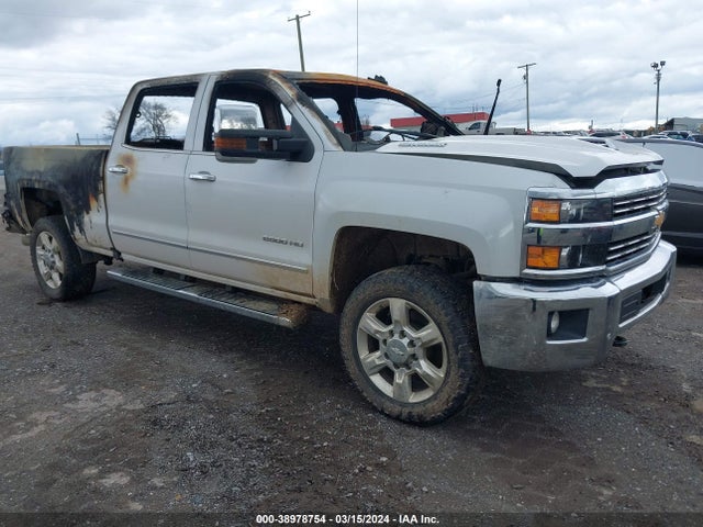 2019 1GC1KTEY0KF158420 main image
