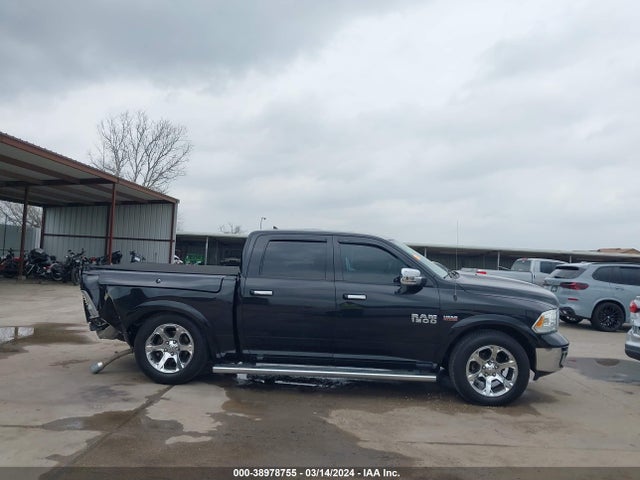 RAM 1500 Laramie  4x4 5'7 Box 2018 1C6RR7NTXJS194090 Image 13