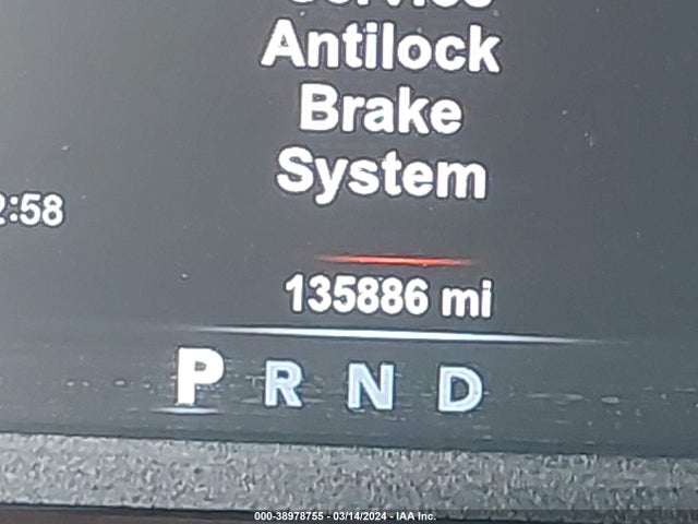 RAM 1500 Laramie  4x4 5'7 Box 2018 1C6RR7NTXJS194090 Image 15