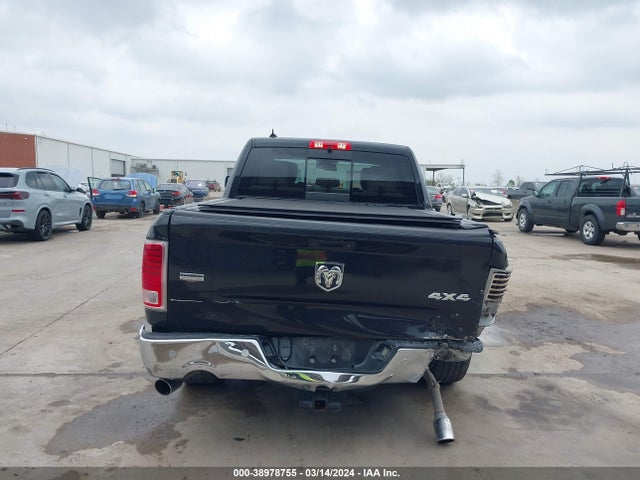 RAM 1500 Laramie  4x4 5'7 Box 2018 1C6RR7NTXJS194090 Image 16