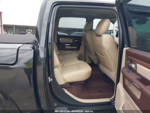 RAM 1500 Laramie  4x4 5'7 Box 2018 1C6RR7NTXJS194090 Image 8
