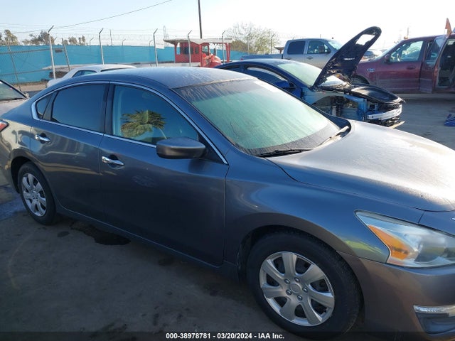Nissan Altima 2.5 S 2014 1N4AL3AP4EN215020 Image 13