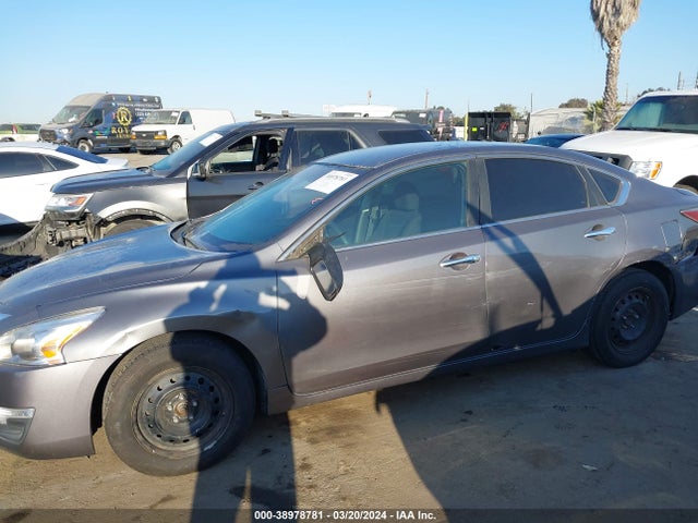 Nissan Altima 2.5 S 2014 1N4AL3AP4EN215020 Image 14