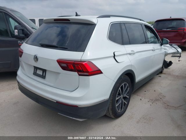 3VV3B7AX5MM114558 Volkswagen Tiguan 2.0t Se/2.0t Se R-line Black/2.0t Sel