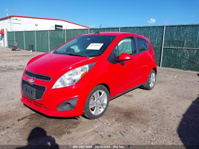 Chevrolet Spark 1lt Cvt 2015 KL8CD6S98FC737799 Image 2