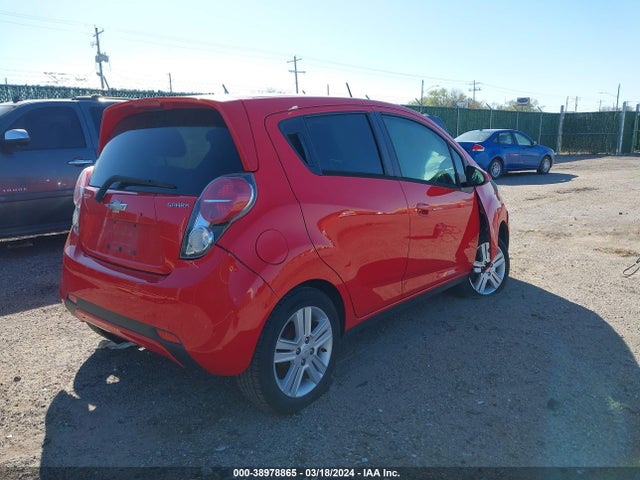 Chevrolet Spark 1lt Cvt 2015 KL8CD6S98FC737799 Image 4