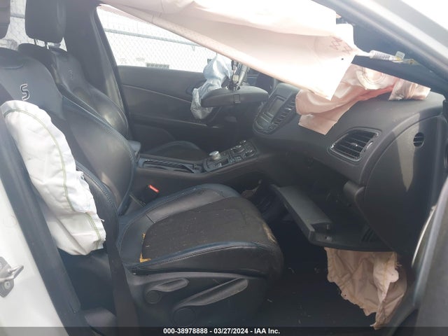 Chrysler 200 S 2015 1C3CCCBGXFN515040 Image 5