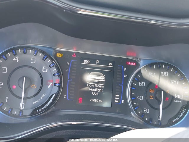 Chrysler 200 S 2015 1C3CCCBGXFN515040 Image 7