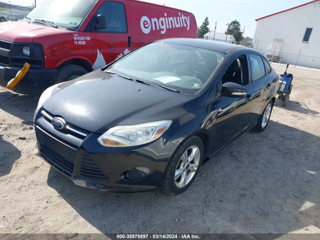Ford FOCUS SE 2014 1FADP3F23EL272724 Image 2