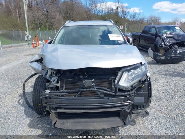 Nissan ROGUE SV 2018 5N1AT2MV2JC712972 Image 13