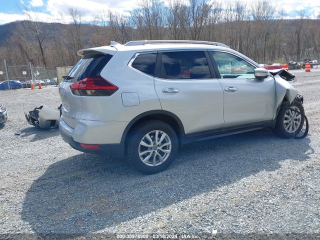 Nissan ROGUE SV 2018 5N1AT2MV2JC712972 Image 4