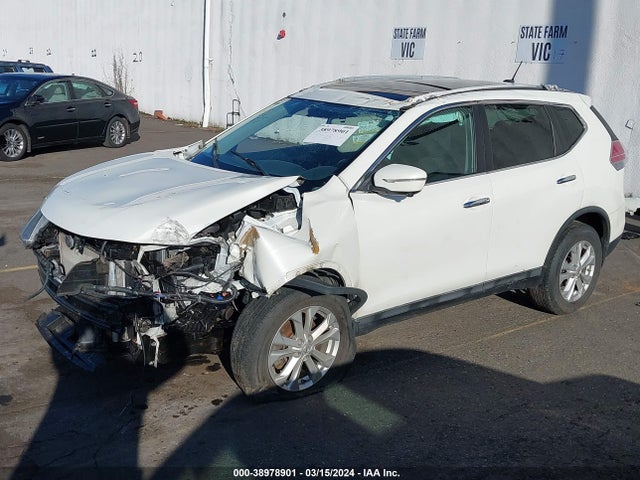 Nissan ROGUE SV 2015 5N1AT2MV4FC896187 Image 2