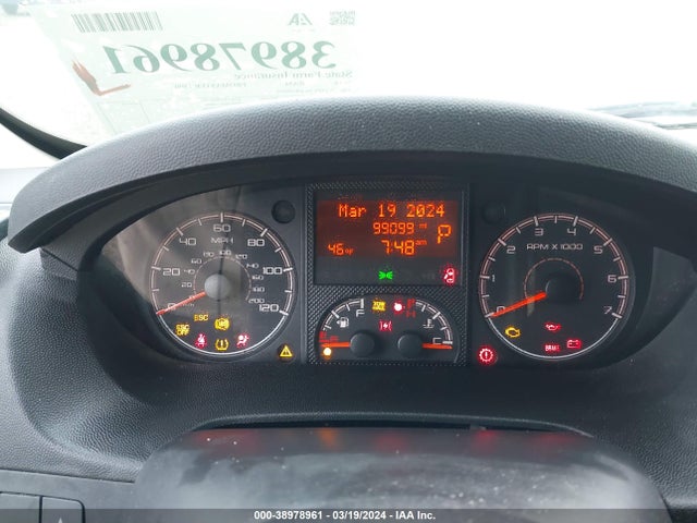 3C6TRVAGXJE106161 RAM Promaster 1500 Low Roof 136 Wb