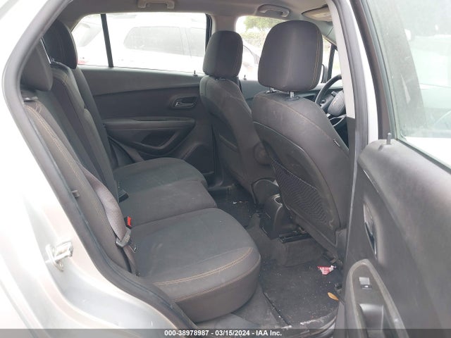 Chevrolet TRAX LS 2017 KL7CJKSB9HB112748 Image 8