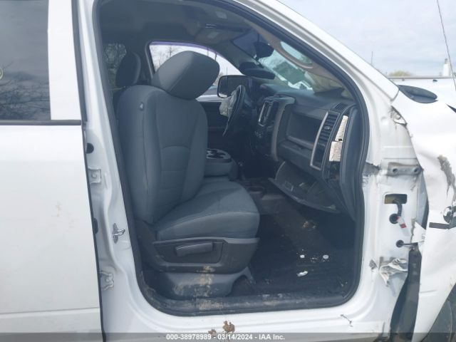3C6UR5CL3GG129146 RAM 2500 Tradesman