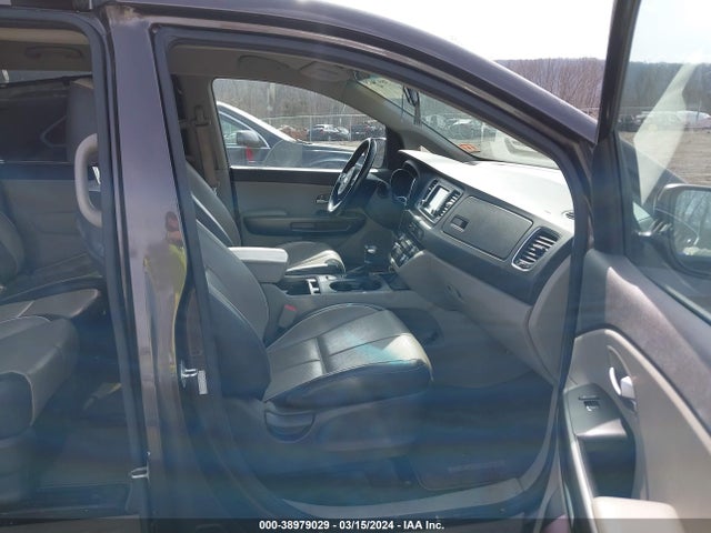 KIA SEDONA LX 2017 KNDMB5C18H6248163 Image 5