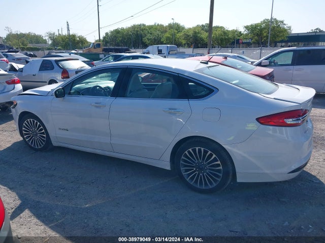 Ford Fusion Hybrid Titanium 2017 3FA6P0RU5HR222742 Image 14