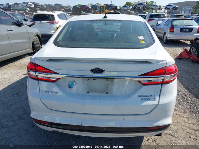 Ford Fusion Hybrid Titanium 2017 3FA6P0RU5HR222742 Image 16