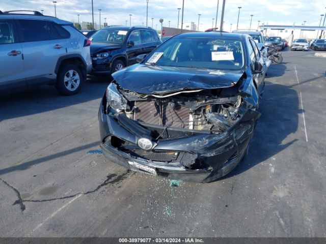 5YFBURHE1KP865893 Toyota COROLLA LE