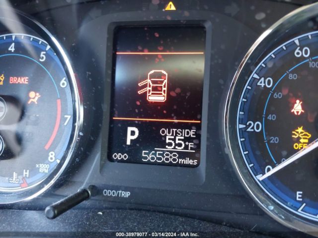 5YFBURHE1KP865893 Toyota COROLLA LE