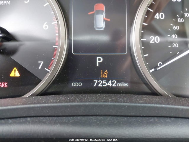 JTJYARBZ6K2122981 Lexus NX 300