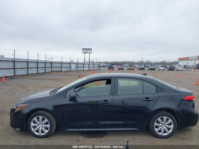 Toyota COROLLA LE 2021 JTDEPMAEXMJ177996 Image 14