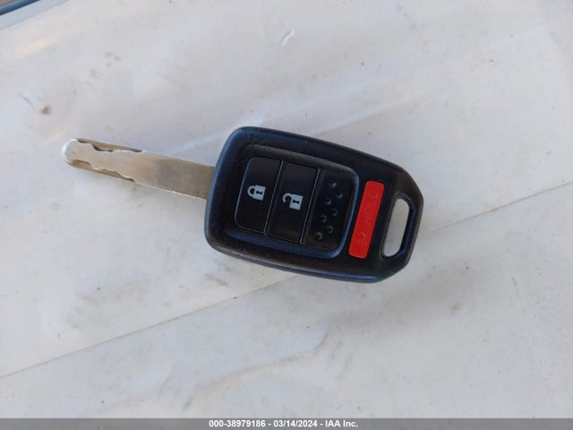 Honda FIT LX 2015 3HGGK5H51FM757843 Image 11