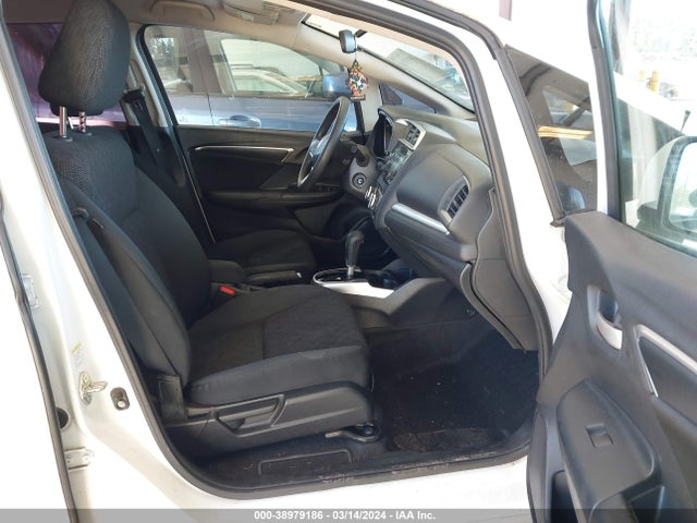 Honda FIT LX 2015 3HGGK5H51FM757843 Image 5