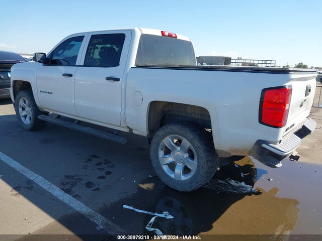 Chevrolet Silverado 1500 Custom 2018 3GCPCPEC8JG635305 Image 3