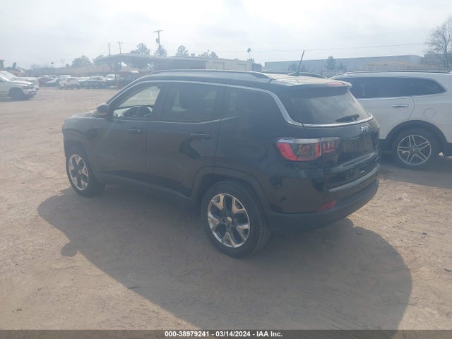 3C4NJCCB7JT240376 Jeep Compass Limited Fwd