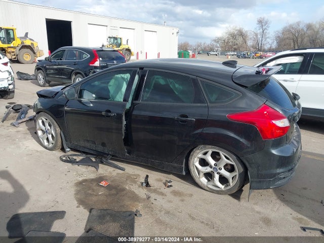 Ford FOCUS ST 2014 1FADP3L9XEL156390 Image 14