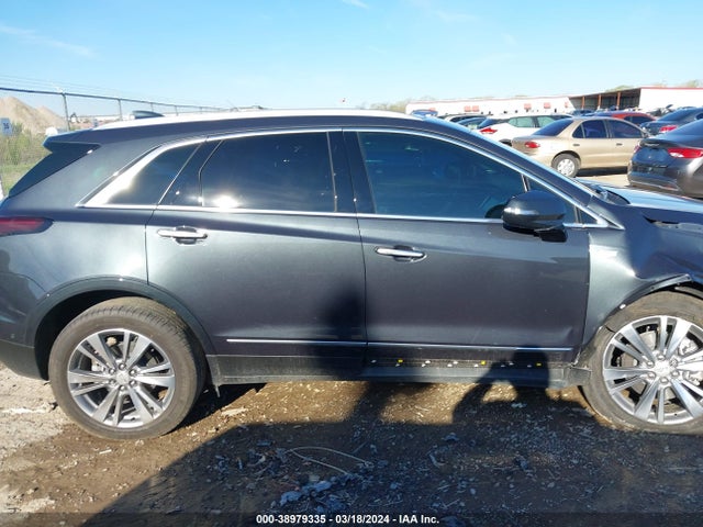 1GYKNCRS3NZ179597 Cadillac Xt5 Fwd Premium Luxury