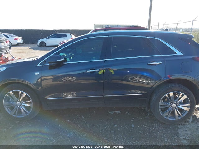 1GYKNCRS3NZ179597 Cadillac Xt5 Fwd Premium Luxury