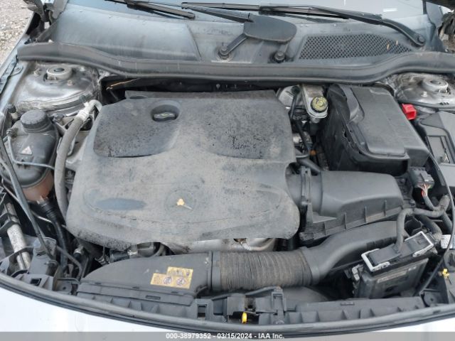 WDDSJ4GBXHN423693 Mercedes-Benz CLA 250 4MATIC