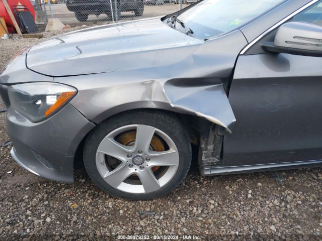 WDDSJ4GBXHN423693 Mercedes-Benz CLA 250 4MATIC