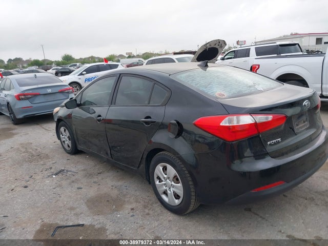 KIA FORTE LX 2016 KNAFK4A64G5506472 Image 3