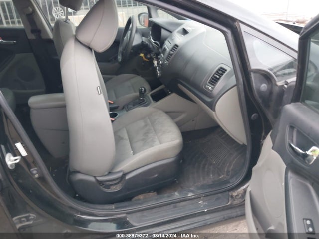 KIA FORTE LX 2016 KNAFK4A64G5506472 Image 5