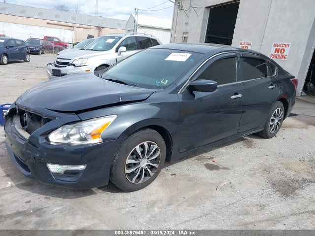 Nissan Altima 2.5 S 2015 1N4AL3APXFN333378 Image 2