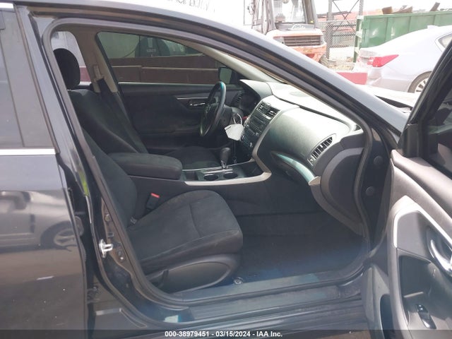 Nissan Altima 2.5 S 2015 1N4AL3APXFN333378 Image 5