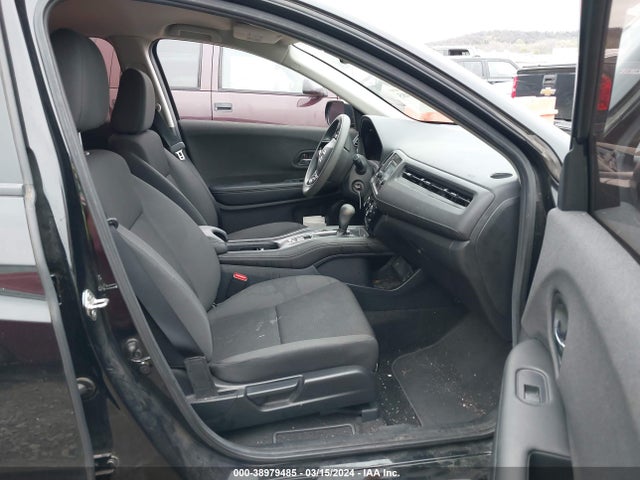 Honda HR-V LX 2019 3CZRU6H34KG721444 Image 5